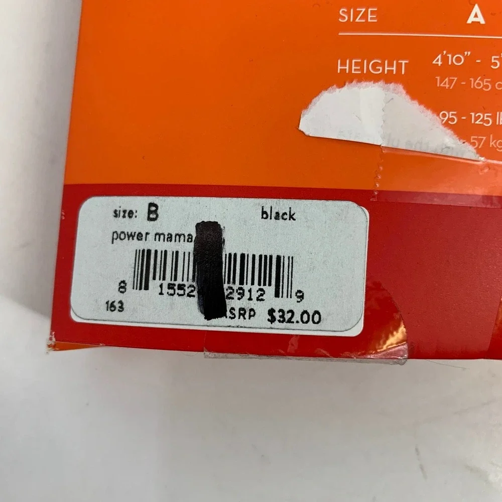 SPANX Mama Black Short Built-In Support‎ Cradles Bump Firms Butt Thighs Size B